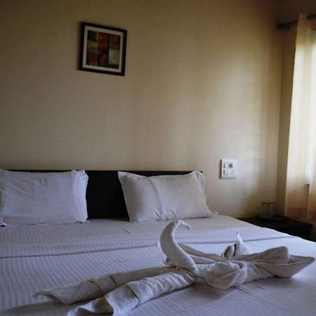 Pleasure Beach Resort Morjim Buitenkant foto