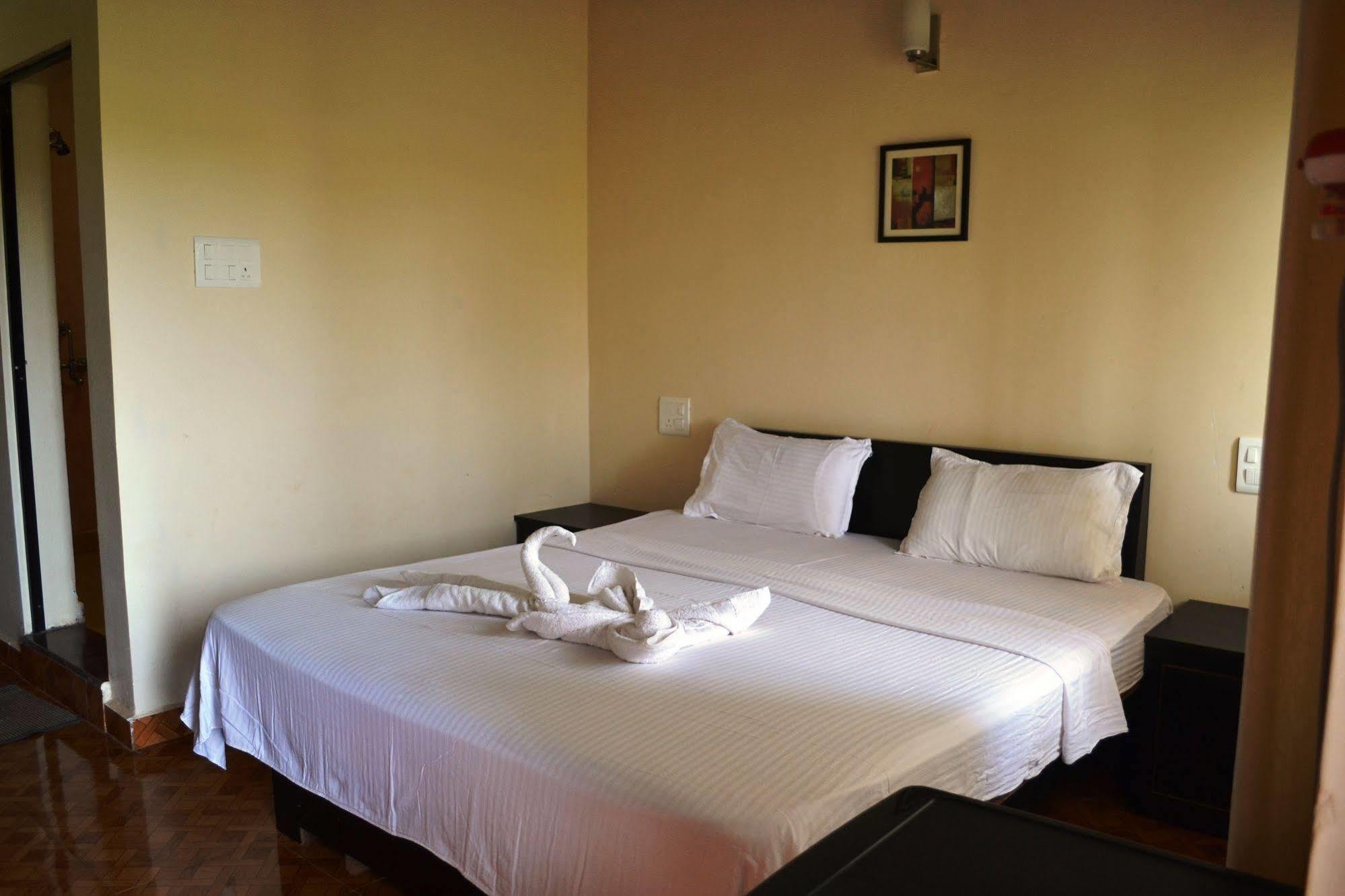 Pleasure Beach Resort Morjim Buitenkant foto