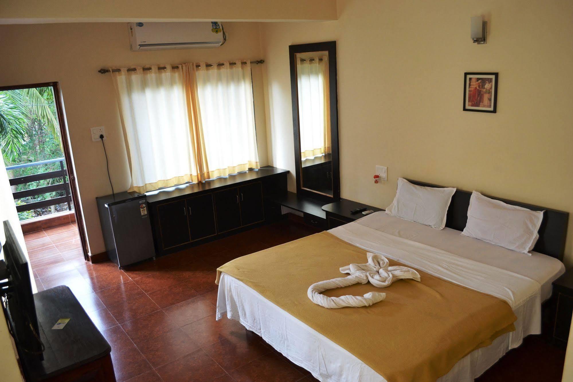 Pleasure Beach Resort Morjim Buitenkant foto